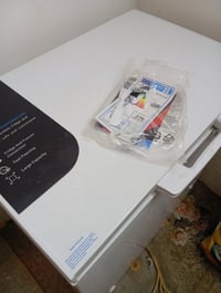 مجمدة وسط • جديدة • مشتغلة فترة قليلة