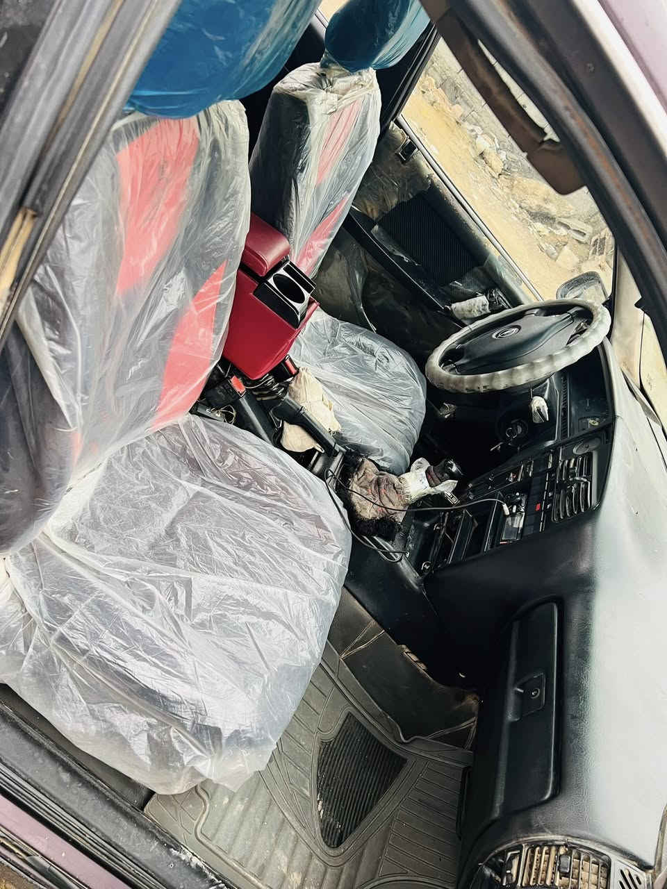 س ع سياره اوبل استيشن مديل 91كير محرك صدر تايرات كلها شرط و جديده سياره احلى من الصور تجي وتشوف بعينك شراي اتصال ع رقم ***********سعرها 25 ورقه وبيها مجال
