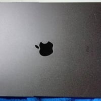 ايباد 11 برو • ١٢٨ • فطر خفيف