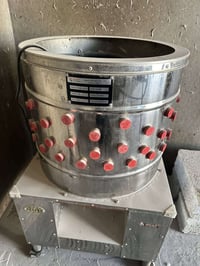 هلاسه جديده حجم وسط مشتغله 15يوم فقط السعر 200 قفل  07706247157