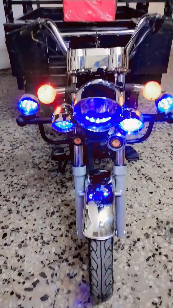 سلام عليكم ستوته جمره موديل ٢٤ مسجله ٢٥ وراق صوليت مال معرض محرك كسل كهربيات كله شغاله ستوته خير من الله مكاني بغداد جسر ديالى الجديد رقم *********** سعر ٢٥٠٠ وبيه مجال لاشراي يدلل يشلع عيوني اني مستعجل عله بيعته
