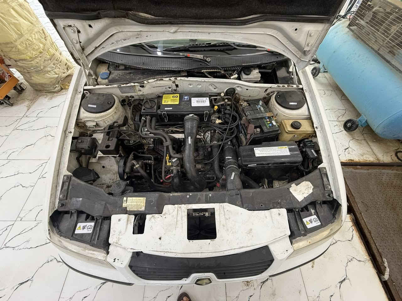 سلام عليكم
سمند 2010بسمي 

جاهزه من كلشي 

تخم تاير 

حداديه 

كير و مكينه شرط جدد 

رقم بغداد دولي بسمي 

السياره كفاله من التبديل 

بيه رش صبغ جوا المرايه صفحت العبري 

والسياره كله ع بلاد 

سعر 52 وبيه مجال 

***********
