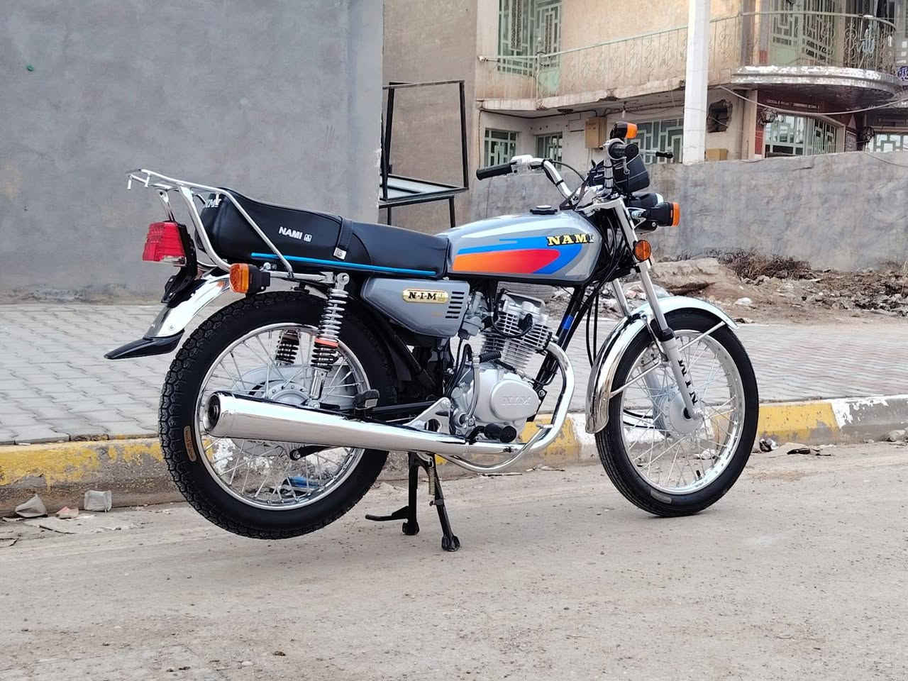 دراجه انامه متياز أوراق سكنر صالها ١٨ يوم من مشدوده 2027 سعر ٨٠٠ أو بيها مجال قليل مكاني واسط الصويره ***********
