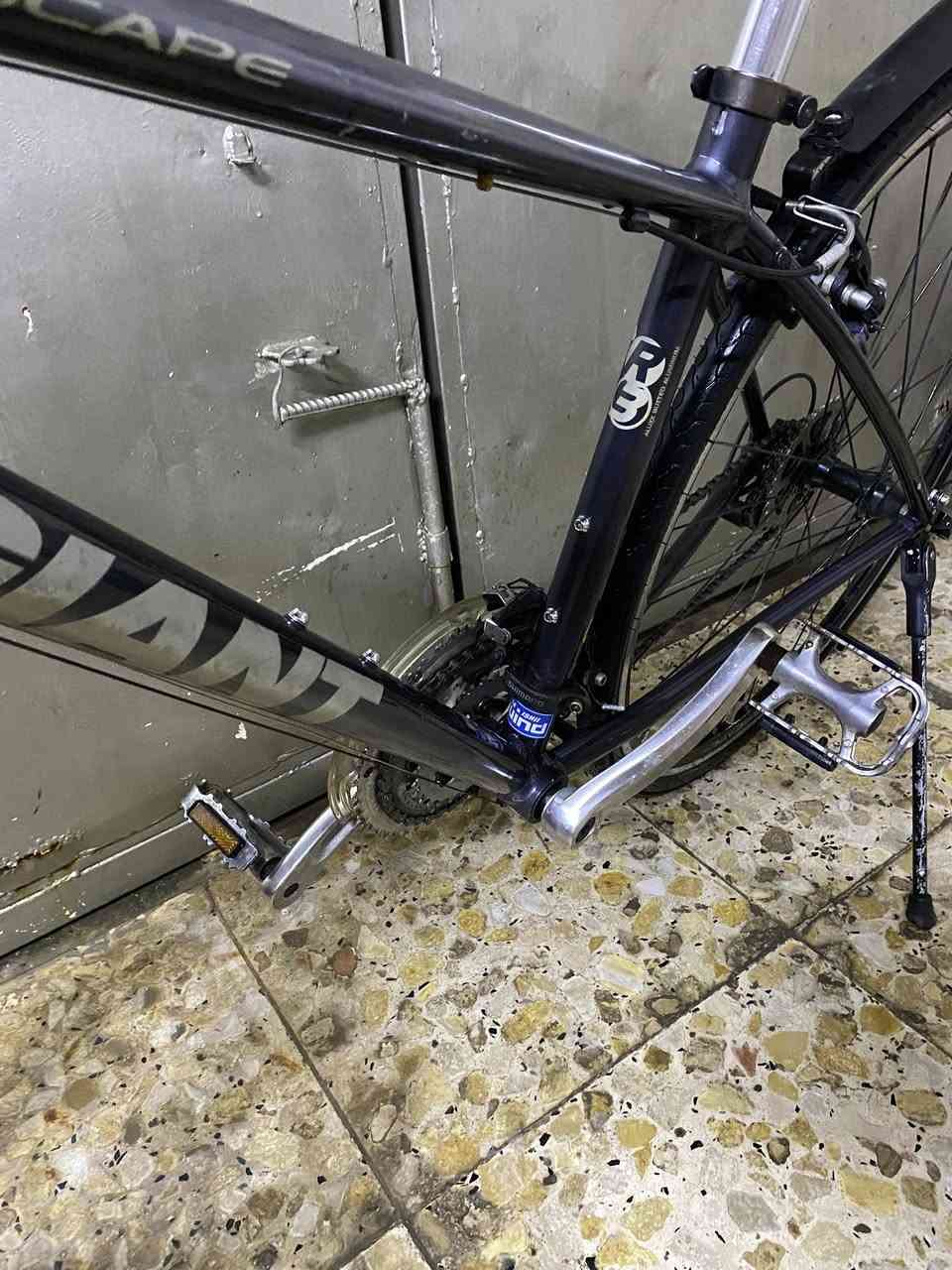 السلام عليكم
بايسكل جاينت للبيع 
التفاصل تعال خاص 
سعره 175


**إذا كنت صاحب هذا الإعلان وتريد حذفه لأي سبب، رجاءا أرسل رسالة إلى الدعم الفني**