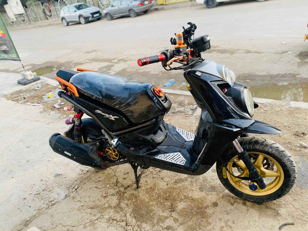 السلام عليكم سكنز جبلي للبيع بلاديه كلها ممفتوح برغي بيها . قبل شهرين نازله من رمبه دراجه كدامكم مزوده سعر خاص عنوان عبيدي رئاسه
***********
