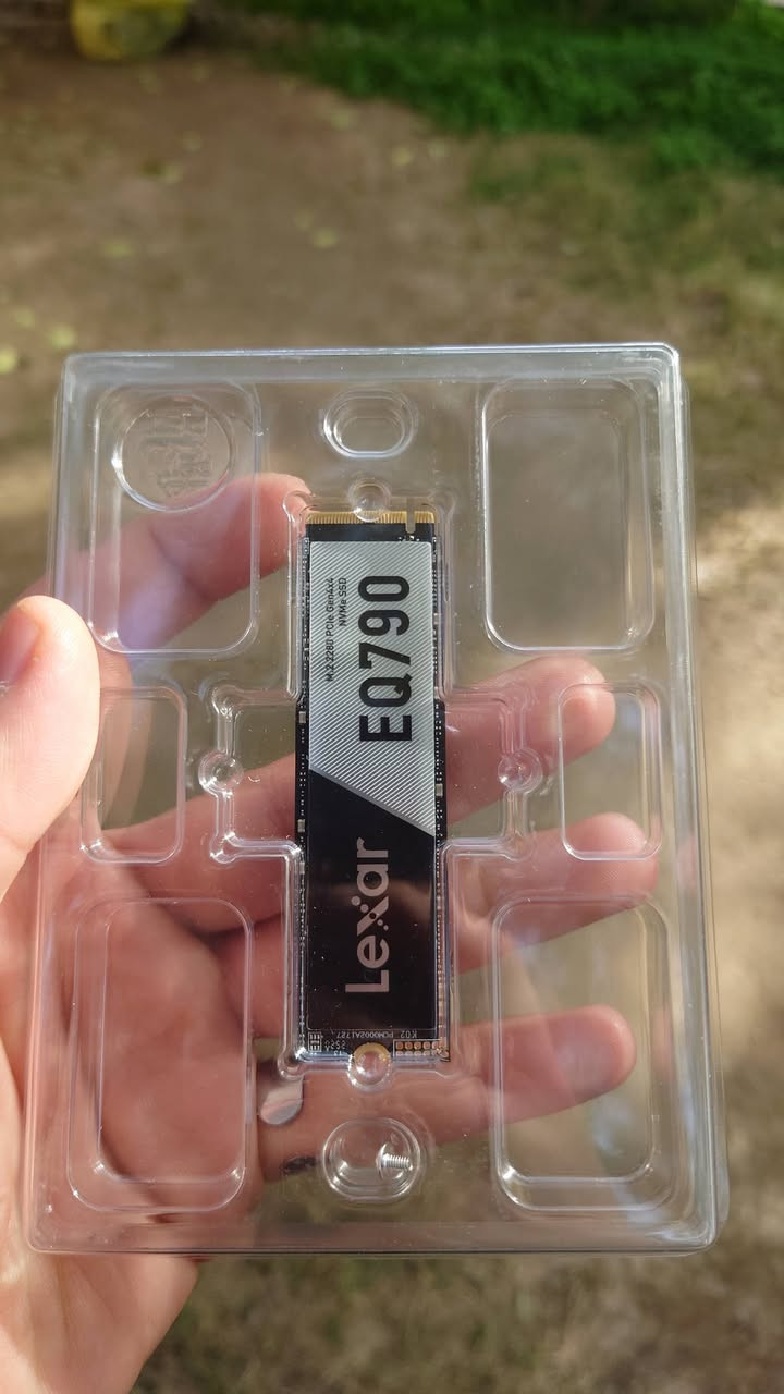 السلام عليكم 
متوفر 
لكسر جيل رابع 
1tb 
2tb 
4tb قطعتين


**إذا كنت صاحب هذا الإعلان وتريد حذفه لأي سبب، رجاءا أرسل رسالة إلى الدعم الفني**