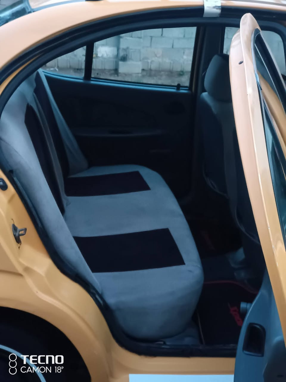 السلام عليكم طيبه للبيع موديل 2015 سياره نظيفه مكينه تبخر بيهه تصليح جاملغ خلفي سنويه بسمي السعر 35 وبيهه مجال ***********
