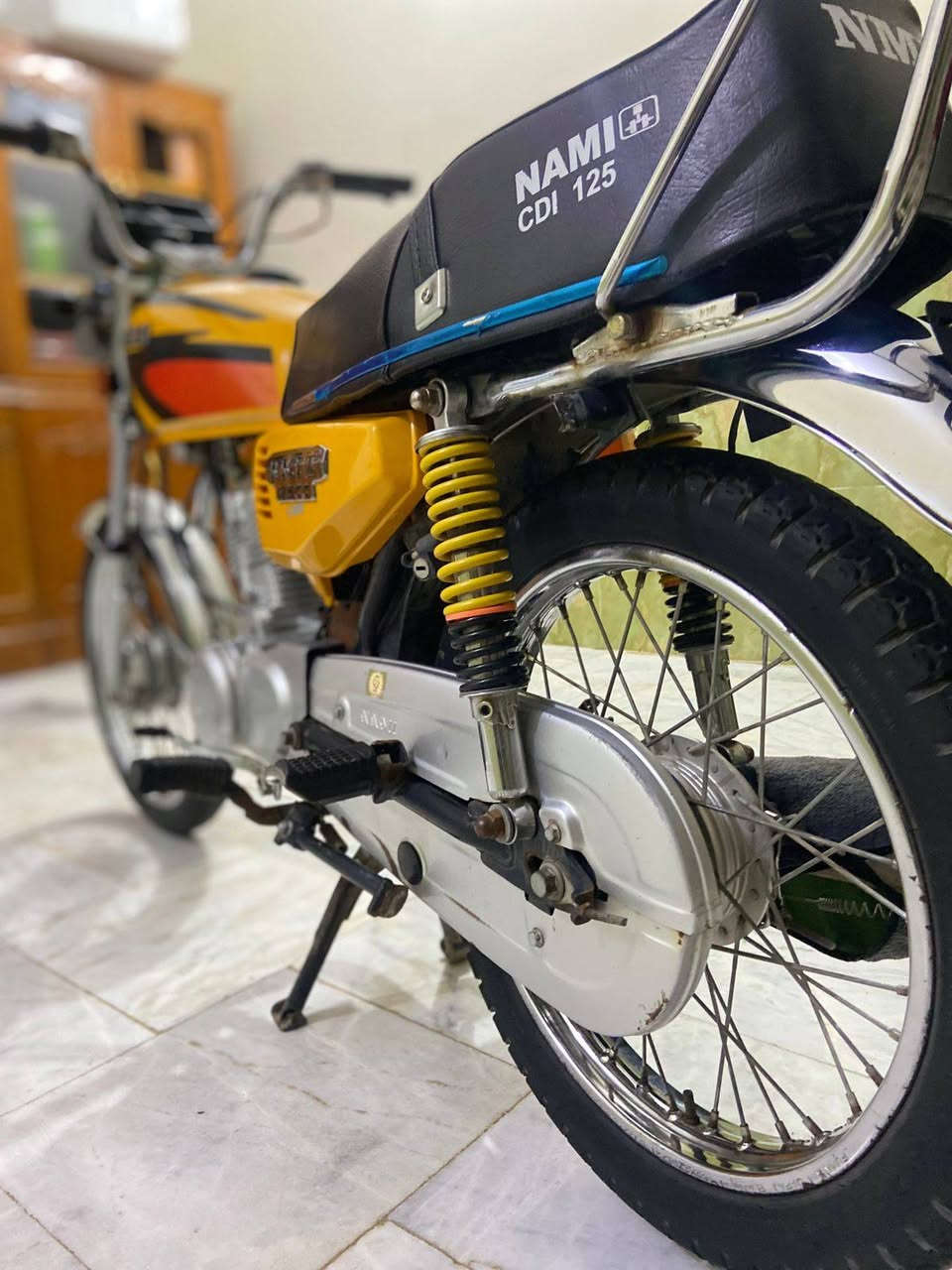 دراجه 4 كير نامه  شلامجه موديل 22
اوراق اصوليه
دراجه حلوه وكل نقص مابيها
كهربائيات شغاله
دراجه حلوه بعد احله من صور
مكان طويريج
***********
