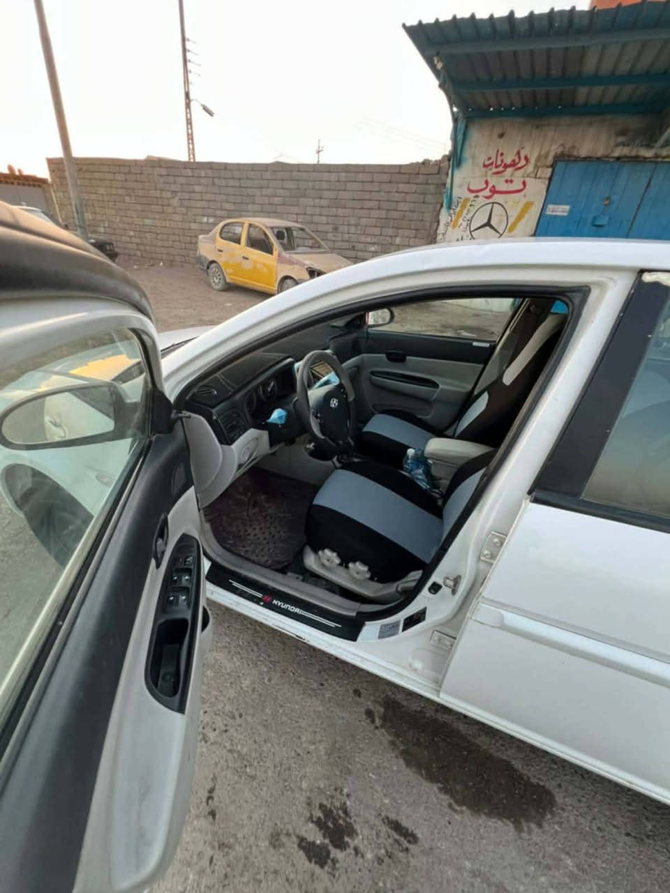 سلام عليكم هونداي اكسنت دبدوب لبيع
فول مواصفات 

تحكم استيرن 

 كير تومتك 

جامات كاهربائي 

تبريد أو تدفئه 

وارد امريكي 

محرك 16

سعر 88وبي مجال لطيبيون 

عنوان نينوى حي رشديه 

تريد وكاله أو تحويل بقت بكيفك 

شرعيها بل موصل 

اني عندي وكاله عامه

رقم هاتف ***********
