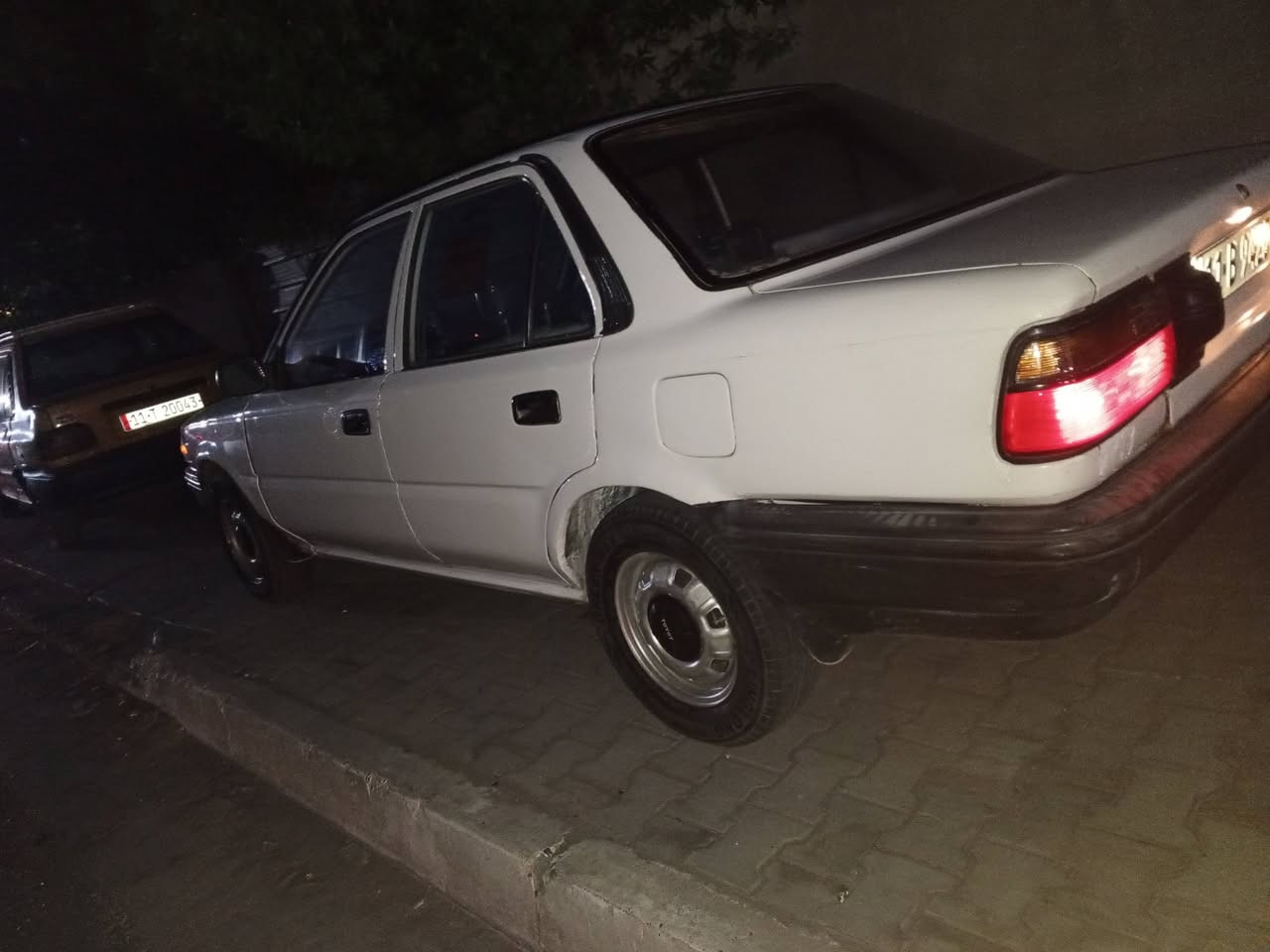 السلام علیکم کورلا 90 ایسر بلاد رقم بغداد بسمی کیر اتو باور ستیرن تخم تایر باتری جدید  تدفئة شغالة تبرید بس غاز صدر جدید مصبوبغة حزام للجمالیة اثر جراد مکان السیارة بغداد السعر 43 بیه مجال حق الجیة ***********

