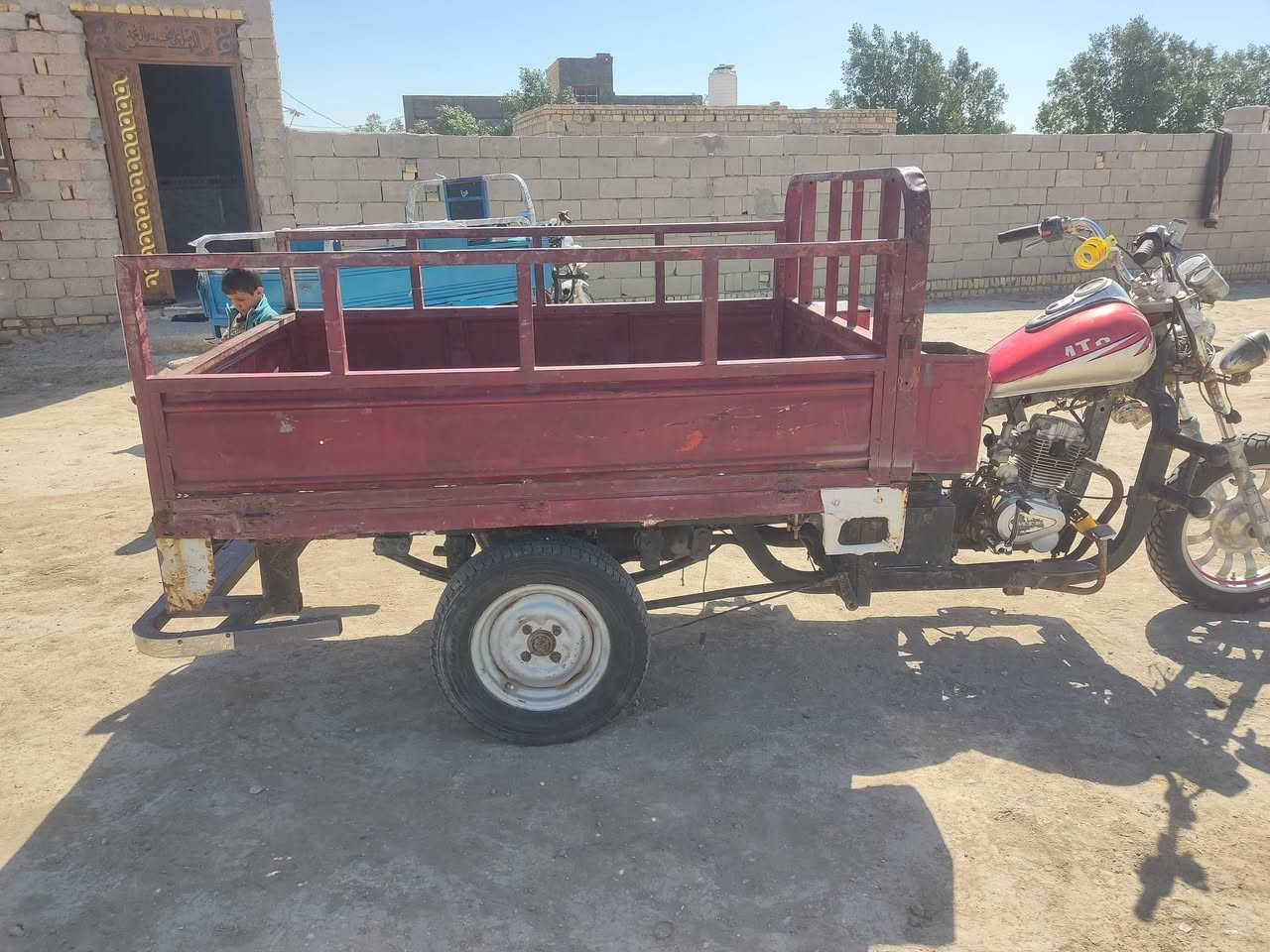 سلام عليكم ستوته للبيع اوراق أصولية محرك ما مفتوح سعر 750 مكان سماوه ال عبس أنا مكلف بلنشر رقم صاحبها ***********
