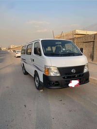 نيسان يورفان لبيع موديل 2010 كفاله ماعده الجنطه مبدله صدر جديد كير كسل...