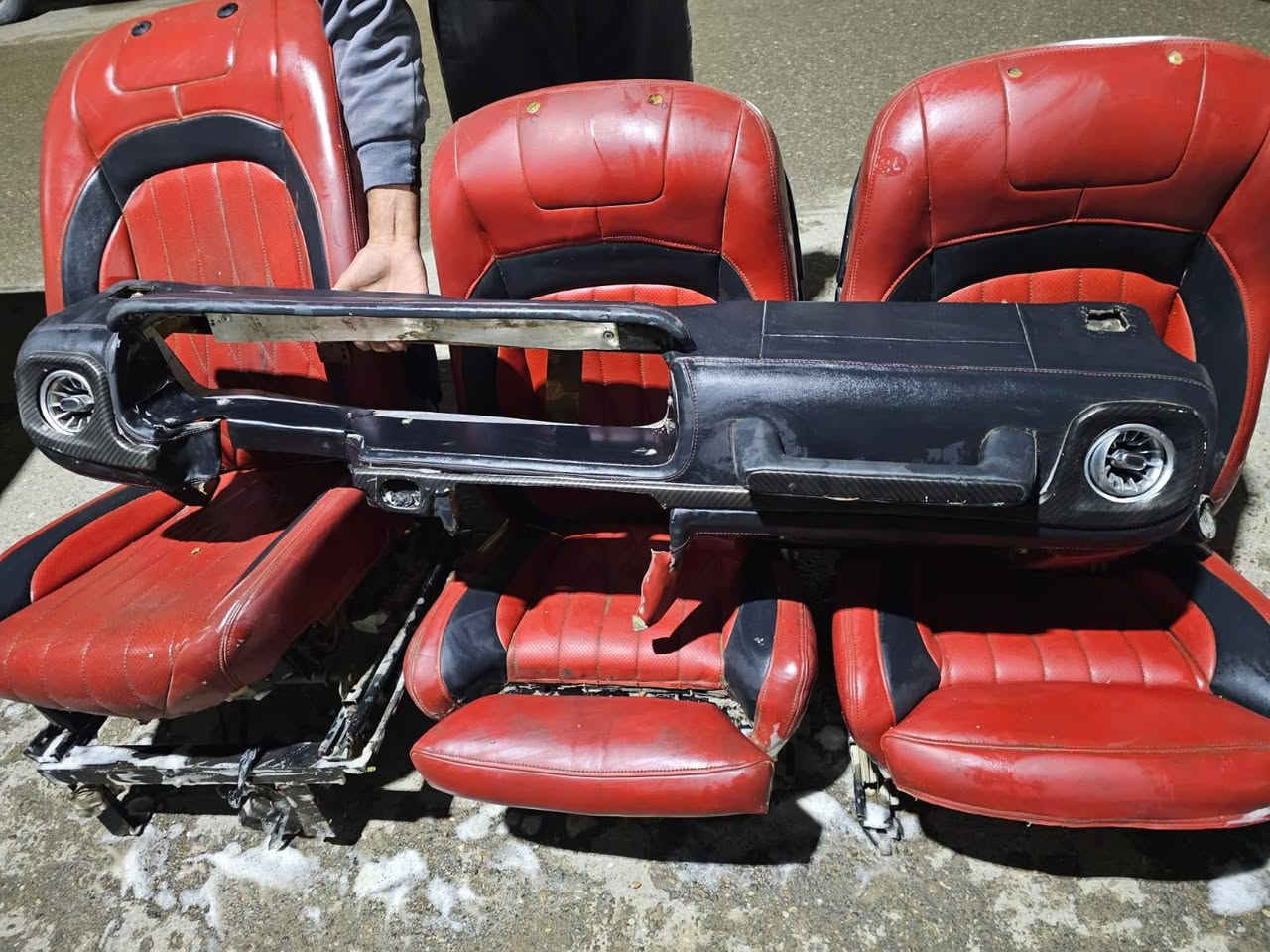 سلام عليكم 4كشنات ودشبول البيع 
بغداد
***********
