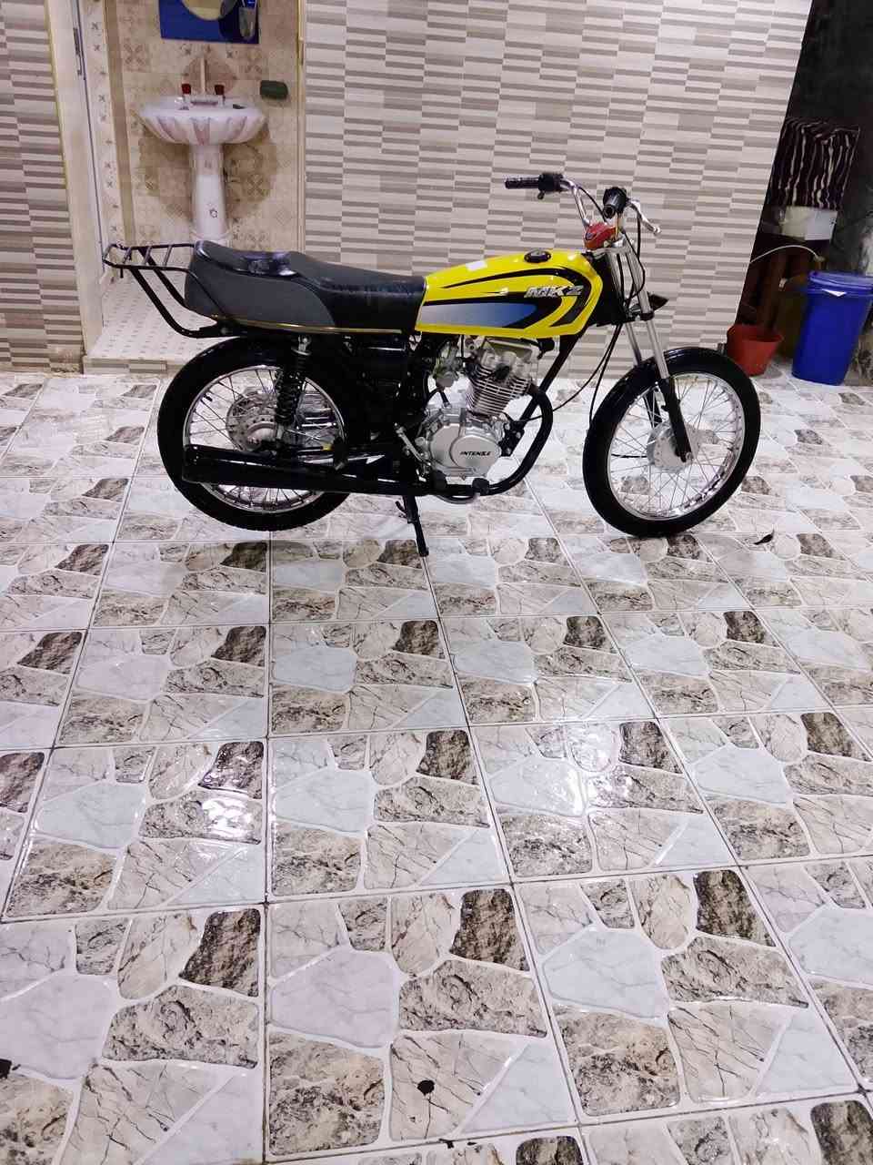 دراجه للبيع شاصي 16ارشا. ومكينه 25 برغي ما مفتوح بيه  ما عايز شي دراجه  جانت محجوزه طلعت قبل شهر  شراي خاص


**إذا كنت صاحب هذا الإعلان وتريد حذفه لأي سبب، رجاءا أرسل رسالة إلى الدعم الفني**