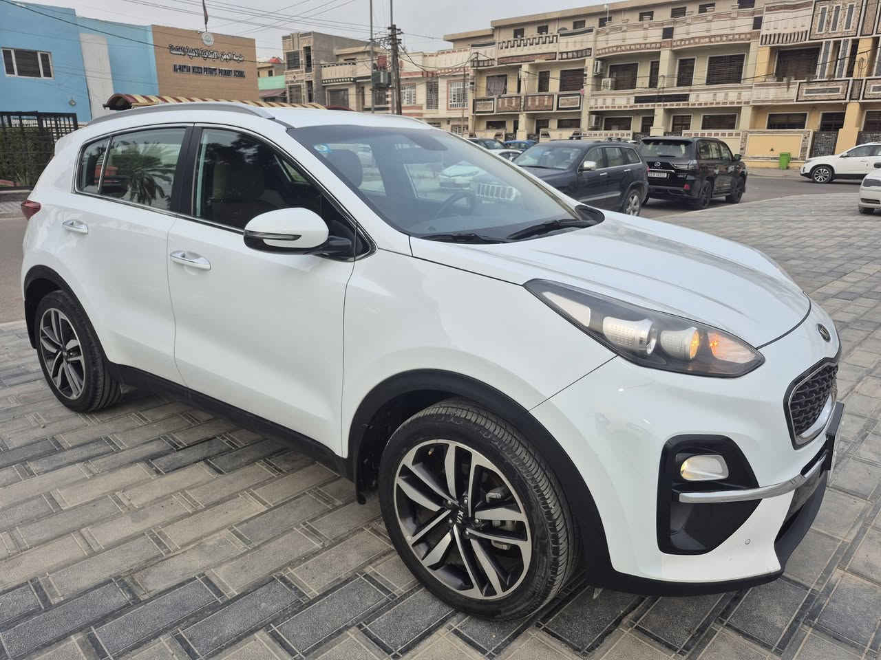 سبورتج 2020خليجي وكاله دوليه مازالت بضمان محرك 2000دوش  بغداد رقم وهزه وسنويه جدد كفاله عامه حساس امامي خلفي وتحكمات واشاير ومري شفط مود درايف شاشه وكامره الخ
سعر194
بغداد حي جامعه
***********
***********
