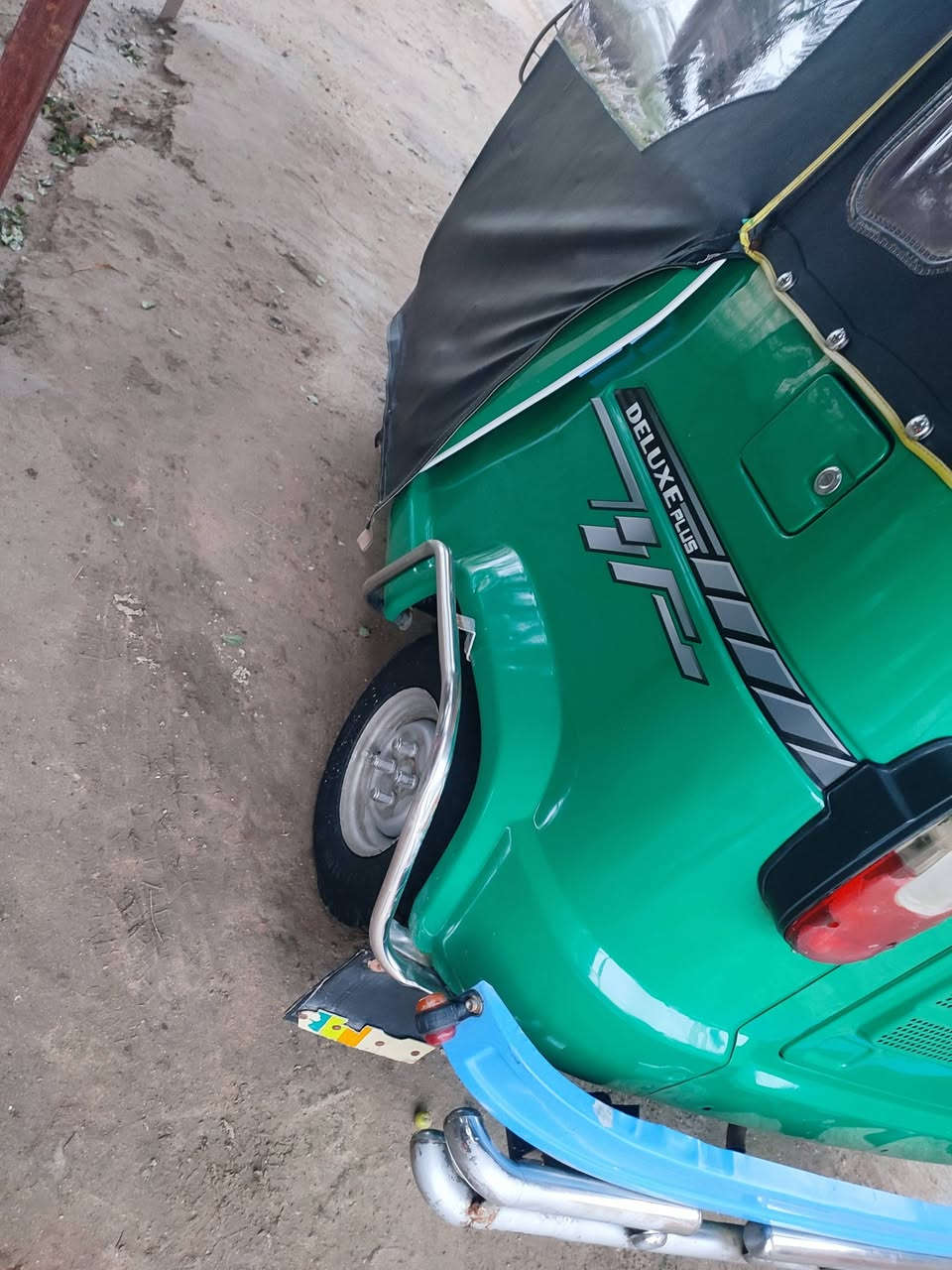 السلام عليكم تكتك البيع موديل 22 كفاله عامه سوبايه دوشمه محوره لوي باجاج رقم كربلاء بسمي سنويه نكليزي تحويل ثاني يوم جاهزه مال جناي كامله كبل الشارع سعر (8) وبيه مجال بصيط مكان بابل الشوملي خاص مامتواجد ***********
