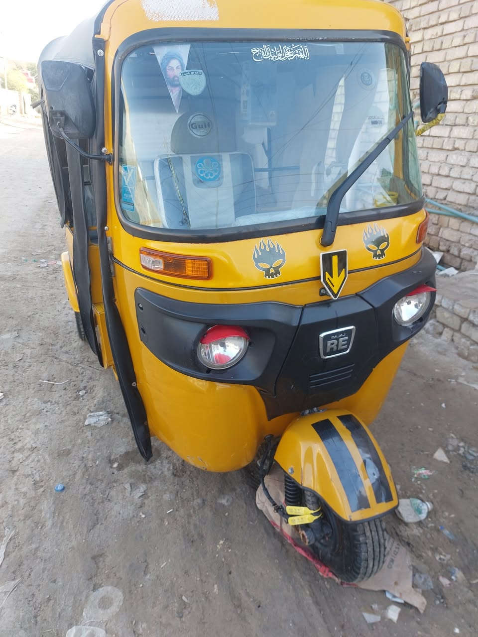 سلام عليكم تكتك للبيع مديل 2021 كفاله عامه كشر ومكينة ، تكتك ما ناقصه اي شيء كاملة على اخر حباية.
-السعر :سبعة ونص بيها مجالل
-مكاني: بابل القاسم
-رقمي: ***********
