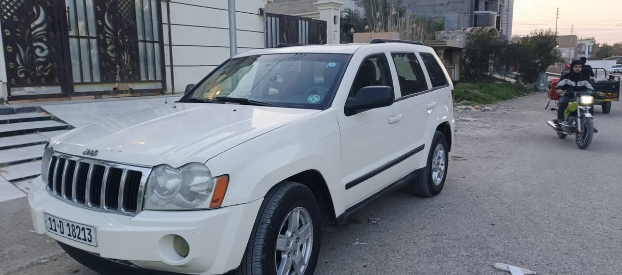 جيب لاريدو ٢٠٠٧ رقم بغداد نكليزي باسمي سنويه ٢٠٢٨ صبغ حزام بدون ضربه داخل مكينه سته سلندر بيها صوت رواجز فقط السعر ٧٨ وبيها مجال *********** مكان ديالى
