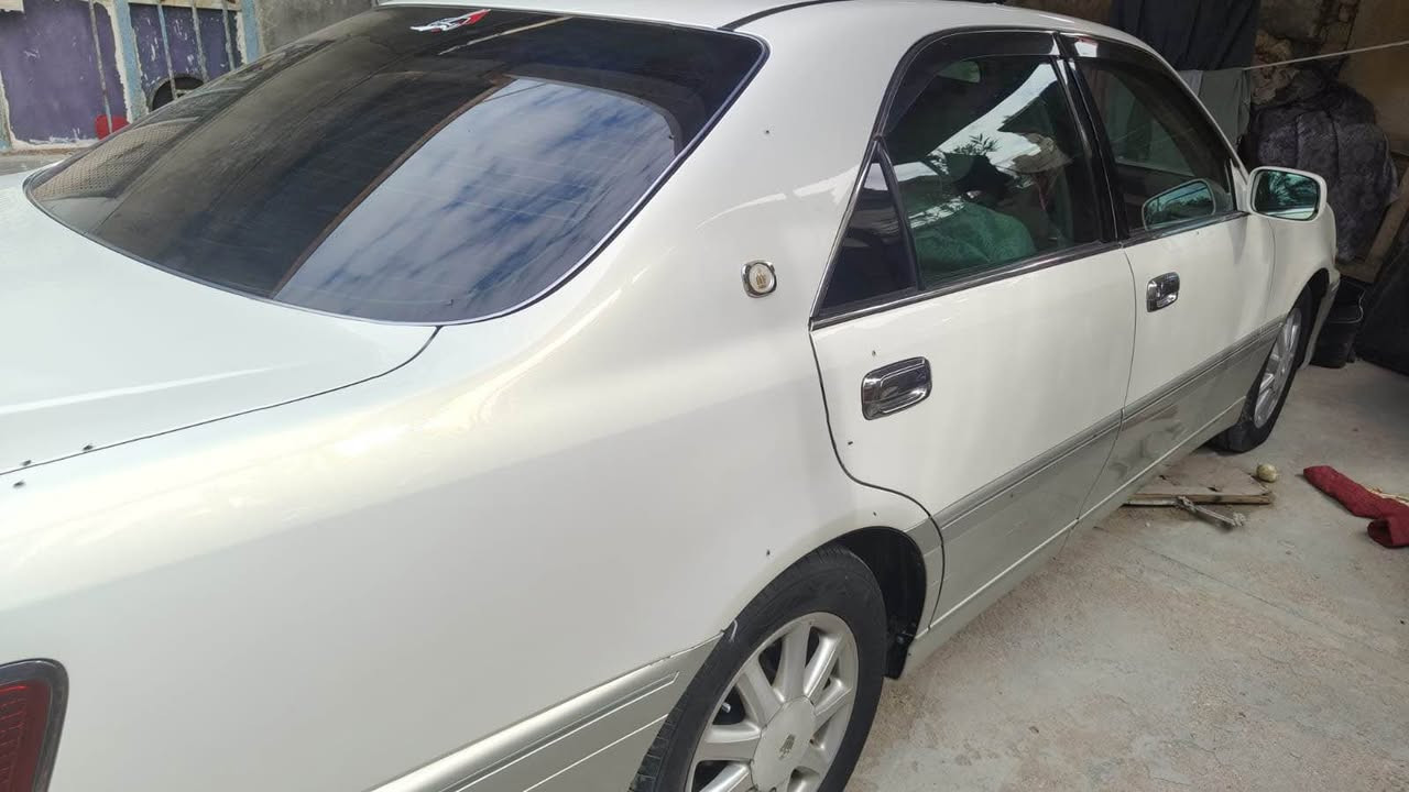 سلام عليكم سيارة ملكة كفالة عامة تخم تاير تدفئة تبريد فول بإسمي تحويل ثاني يوم عنوان بصرة أبو الخصيب السعر١٧٥ وبيه مجال وهذا رقمي عن إي أستفسار *********** وبيك خير وتدلل
