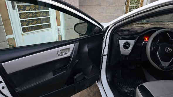 كورلا ٢٠١٩ ماشيه ١٠٠ الف السياره جاهزه وخير من الله الحادث بجم وبيها دواخل صفحه وحده فقط السعر ١٣٠ الشراي يتصل ***********
