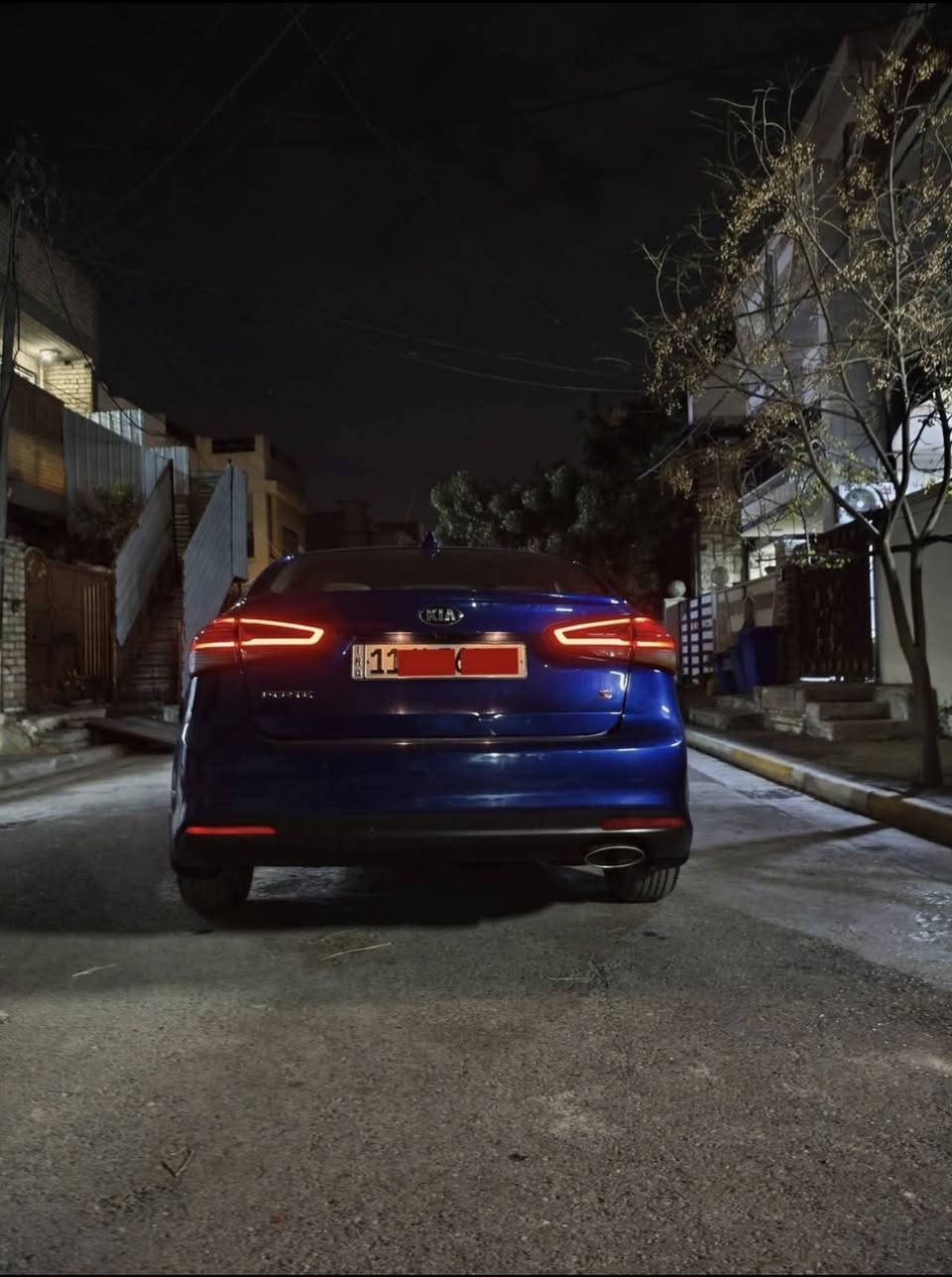 السلام عليكم
KIA FORTE 2017 S RED LINE للبيع

كير AT , محرك 2000 دوش مكفولات

السيارة فول مواصفات عدة الفتحة فول مواصفات للاخير كل صورها موجودة بالمنشور و صور الحادث و السونار مرفقة بالمنشور حادثها بامريكا موضح بالصورة و بيها بالعراق جاملغ خلفي و باب خلفي جهة السايق و الدوسة مصبوغة بدون دواخل و بدون ايرباك شواصي كفالة فقط براكيت خلفي ضرر بسيط

السيارة جاهزة من كل النواحي مدوشمة و تايرات جدد و باتري جديد و ادامة مسويلها قبل اسبوعين ربع ما تذب عليها الا اذا انت تحب الجمالية ف سويلها بوليش

- السيارة بأسمي تحويل ثاني يوم رقم بغداد سنوية لحد 2030

الرقم : ***********

السعر 123 و بيها مجال بسيط مكاني بغداد الدورة
