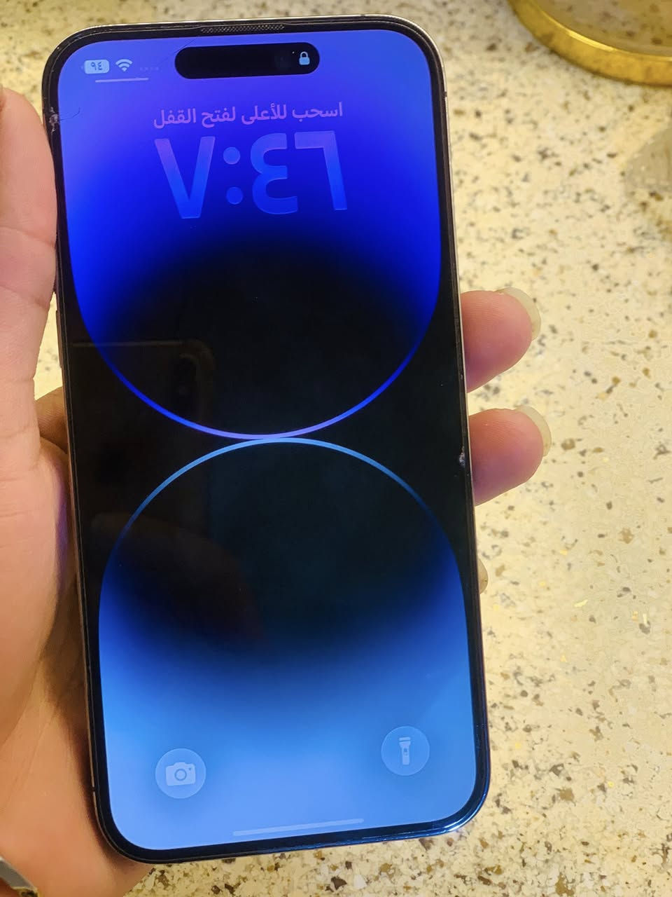 سلام عليكم
ايفون 14 برو ماكس للبيع 
ذاك256
بطاريته85 
شرق اوسط 
خطين 
فقط ضهر مبدل باليزر 
سعر 775 وبيه مجال بصيط 
جهاز كلش حلو ونظيف 
رقم ***********
