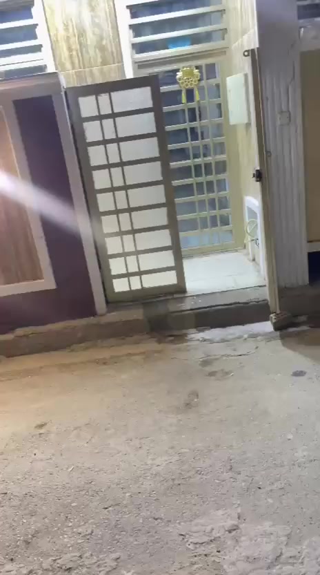 السلام عليكم لليجار او للبيع
بغداد الشعب قرب محطة سما بغداد 
***********
