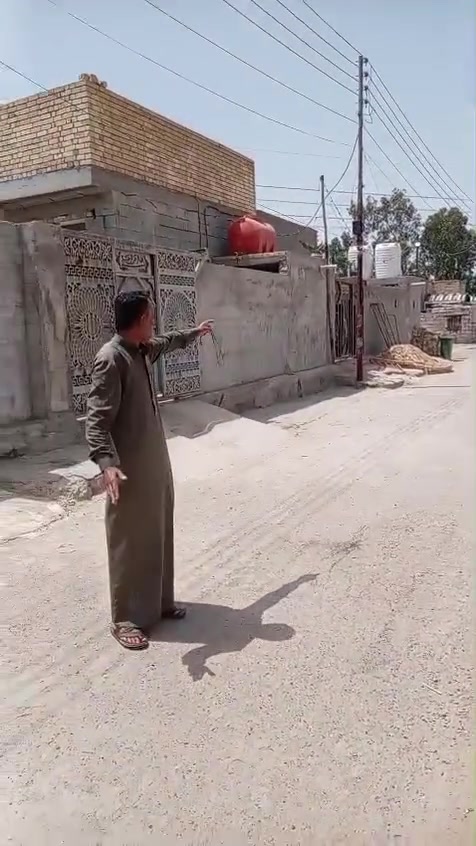 بيت للبيع ساعته 300 العنوان قرب السيطره الشرطه الاتحاديه مال نهروان مساحه 300 كهرباء خد خدمات كامله ورقمي والاستفسار اكثر بيت كامل ما عاوزه اي شيء  ***********
