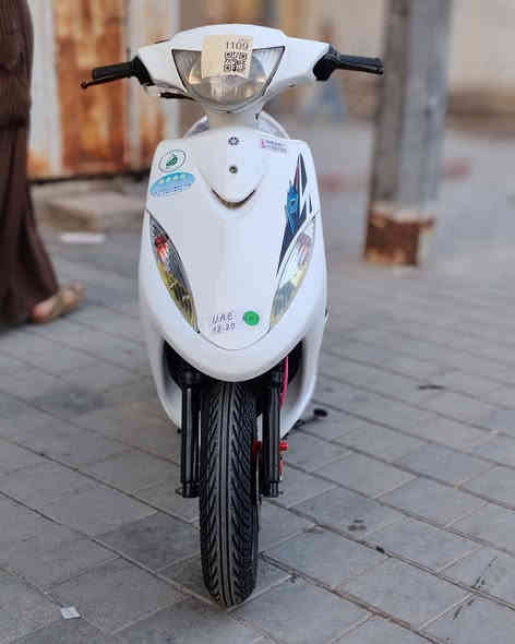 ماكس عدله ٤٩
نعومه فوول 
شلعه ومعدل 
دراجه جديده بمعنا الكلمه 
السعر ٨٠٠ وبيهه مجال قليل 
***********
