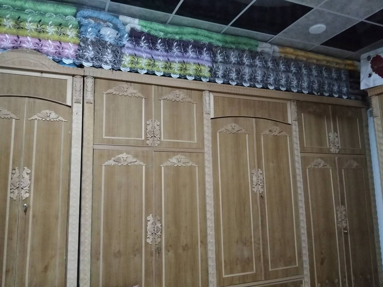 سلام عليكم غرفه اخشاب للبيع،
*********** 
، ***********
