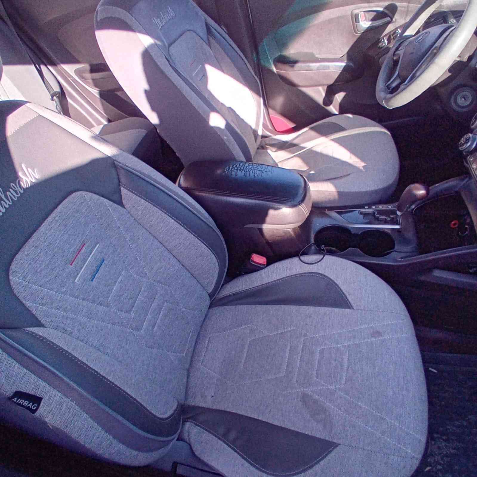 توسان 2011 مصبوغ احزام السعر 120 المكان حله  ***********
#
