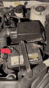 يالله 
السلام عليكم اخوتي جيلي موبل ١٢ سياره بلاديه بغداد انكليزي بأسمي سنويه لل٢٩ هزه جديده مصفره غرامات سياره مكينه وكير عادي المرغوب خير من الله كهربائيات كلها شغاله صدر كلش زين دواخلها جديده سياره اي ضربه مابيه بيها خياسات ملكطهن تخم تاير سياره معروضه ب٤٧ وبيها مجال للشراي مكاني بغداد الطالبيه *********** واتساب ماارد خاص
