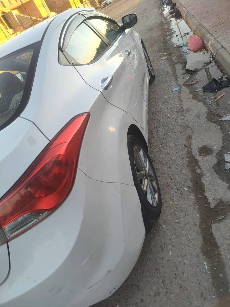 النترا خليجي 2012
سياره جديده وجاهزه حداديه وتبريد ومحرك وكير 
محرك 1600
مكفولة من الضربه بيه ريشه بسيطه كلش 
سنويه جديده السياره بسمنه مداور ثاني يوم 
رقم ذي قار مميز 
ترهم بيع او مراوس 
السعر 105
***********
