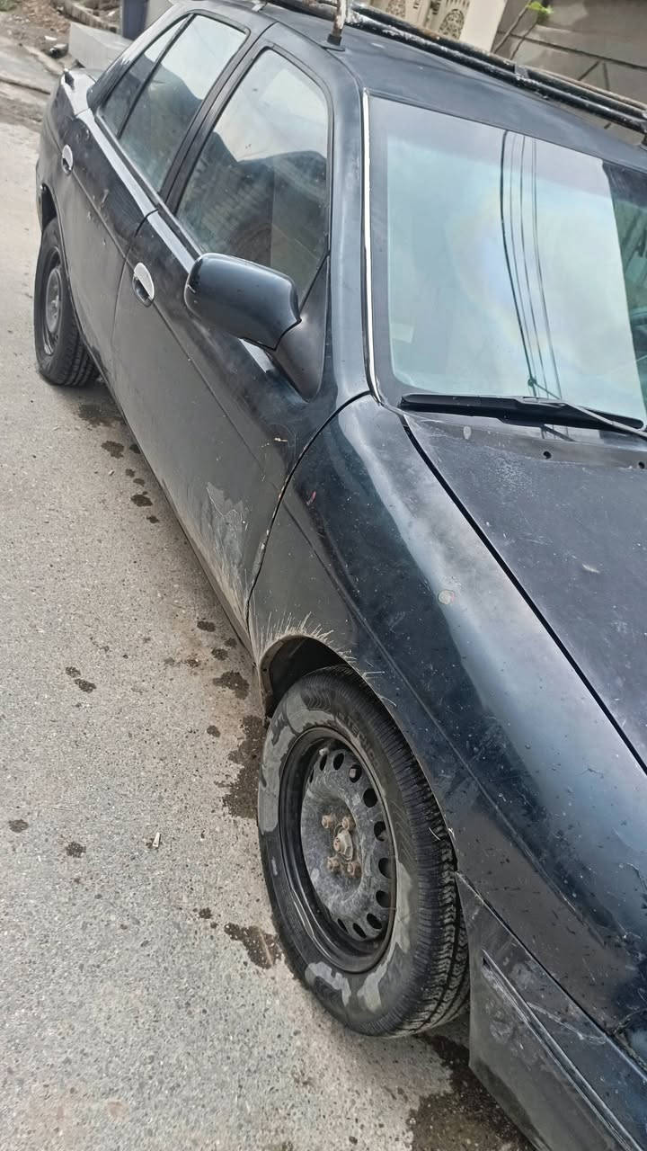 93للبيع تتفئة تبريد شغال السيارة تنقص بل شهر نص لتر
جام كهربائي شغال مسجل 
جاردة ابيع هل موجود.. 
سعر 20وبيهة مجال بصيط 
مكان ديالئ 
الإتصال ***********
