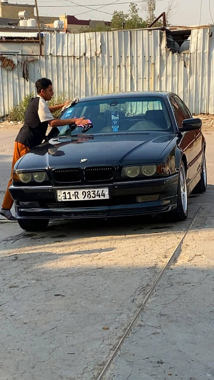السلام عليكم للبيع فقط موديل 96  735 8vكيرتبترونك كيرومكينه مكفولات لون اسود داخل اسود صبغ جماليه فقط سياره بلاديه محد لاعب بيه سلايت جام مري شفط ويل كرن الغزال طخم تاير سياره بغداد  سنويه جديده تحويل مباشر سعر 85 وبيه مجال مكان بغداد الامين تواصل ***********
