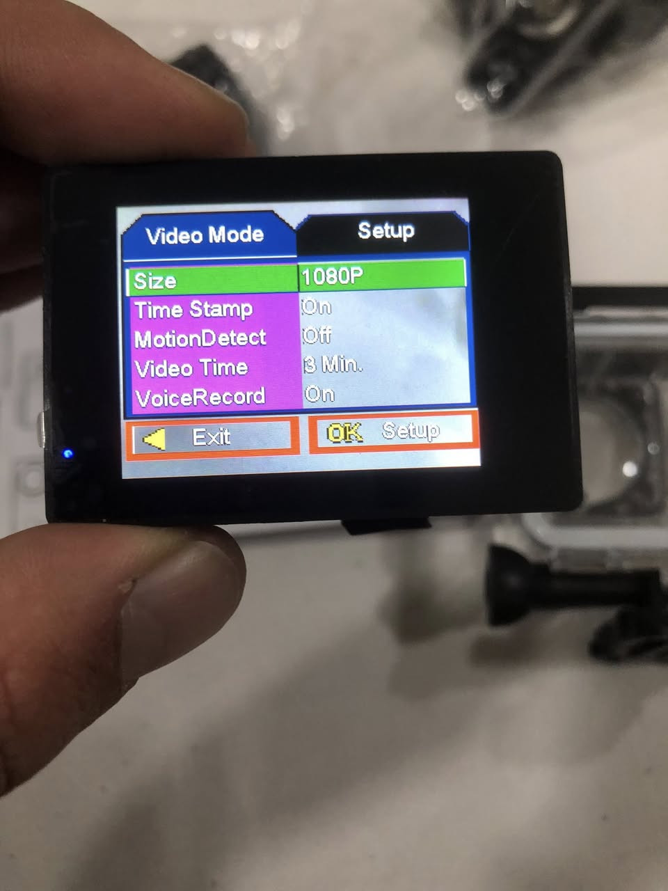 كامره مال مغامره الي صير ع خوذه
جديده ما مستخدمه بس خليلها رام 

شاحنه تايبسي

غراضها كلها كامله تصويرها كدامكم يخبل واضح 1080HD

بغداد الشعله *********** واتساب
