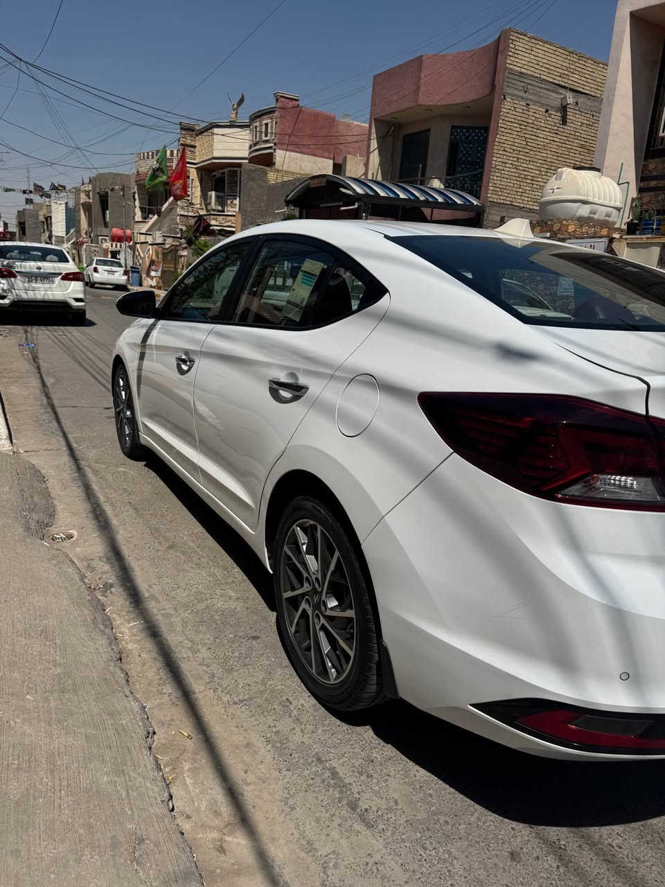 السلام عليكم 
هونداي النترا 2020
الرقم بغداد
الوارد خليجي
محرك 2000
الكير At
السيارة فول مواصفات
بصمة
شاشة 
فتحة سقف
الداخل جلد
التبريد قطعتين
5 ويل كب
كامره دواره 
حساس امامي وخلفي دكمة
3 انظمة قياده 
صندوق ذكي
ترحيب
لايت عدسه 
السياره بغداد بأسمي تحويل ثاني يوم
رقم انكليزي الجديد بيها صبغ بالبنيد والدوسة صفحة السايق .
السعر 155 ورقة وبيها مجال
للأستفسار 
***********
*********** بغداد, العراق
