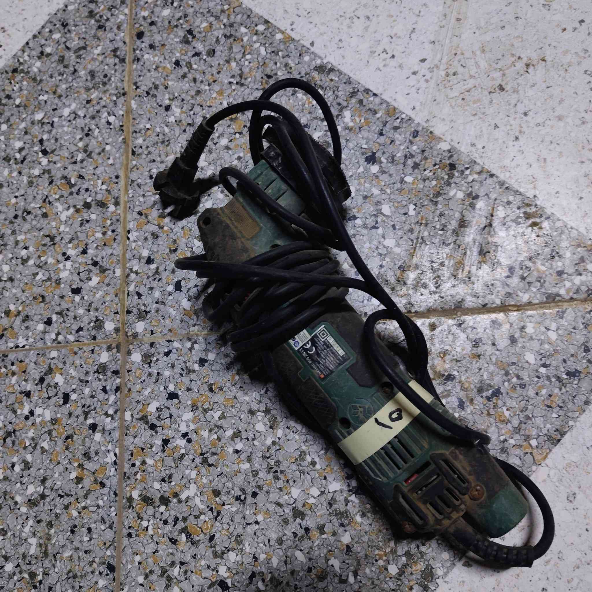 يا الله على فحص.    تواصل  وستاب***********
