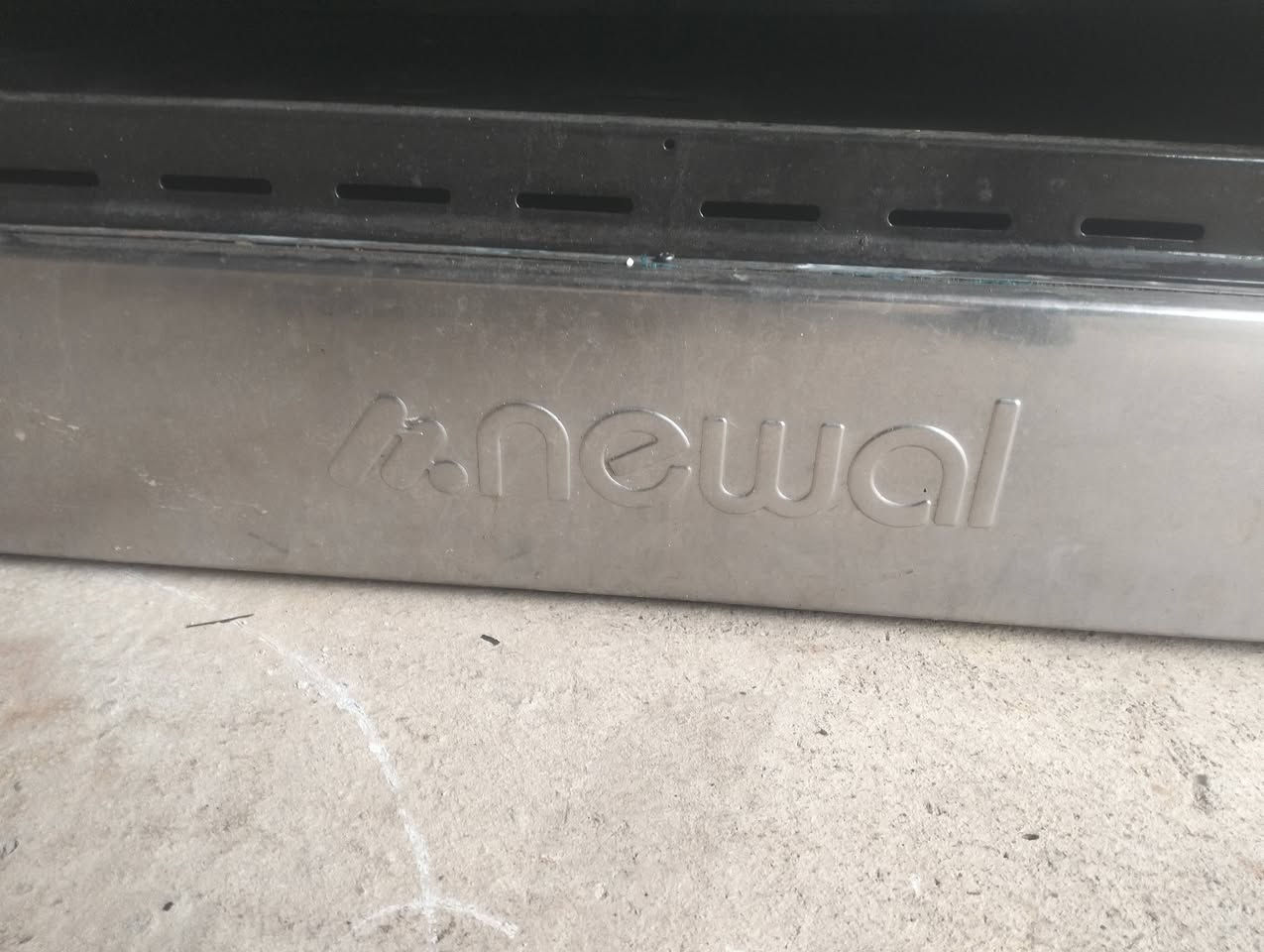 موصل مكان
طباخ للبيع مستعمل  4اشهر 
بس جام فرن مكسور شغال بشرط
 نوعيه  موضحه بل صورة 
استفسار ***********بي واتس اب 
نار ازرق فوك و جوه بشرط بس جام مكسور
