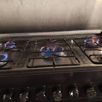 طباخ • نظيف • شغال