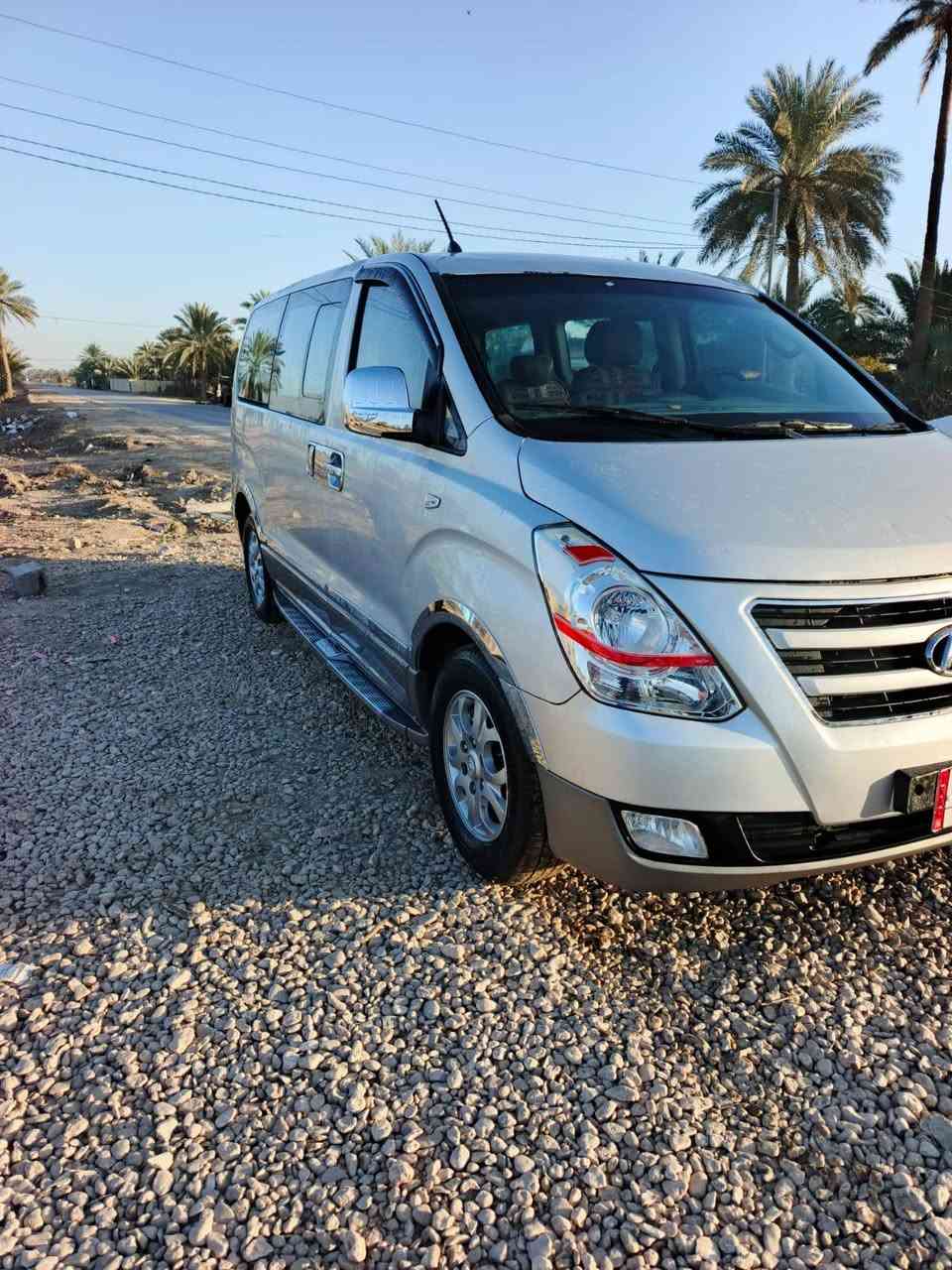 سلام عليكم اخوان سياره ستاركس للبيع ٢٠١٠ سياره مسكر اصل كير عادي سياره بيها باب مبدل وشويه صبغ بيها والباقي كفاله حداديه تخم تاير مكينه سبعه سورنتو سياره مال جناي خير من الله خياس مابيها السعر 135 مكان بابل الحمزه الغربي *********** مارد عل خاص اتصال فقط
