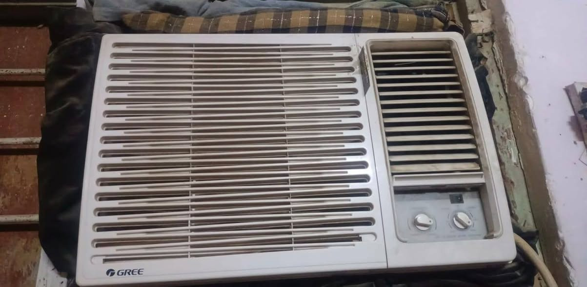 مكيف + طباخ للبيع ‏‪0782 751 7545‬‏
