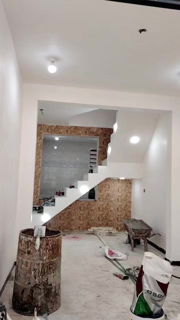 بسم الله الرحمن الرحيم دار لبيع حديث طابقين المساحة 100طبو زاعي سند 25 تحويل باسم المشتري تشمل جميع الخدمات ماء وكهرباء نت ضوئية قريب على شارع 100الموقع محيزم الرابعه الاستفسار على رقم الهاتف واتساب ***********
