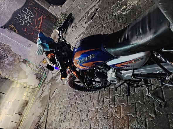 السلام عليكم دراجه بوكسر موديل 2023البيع مرقم باسمي تحويل ثاني يوم سعر(2450) 
***********
