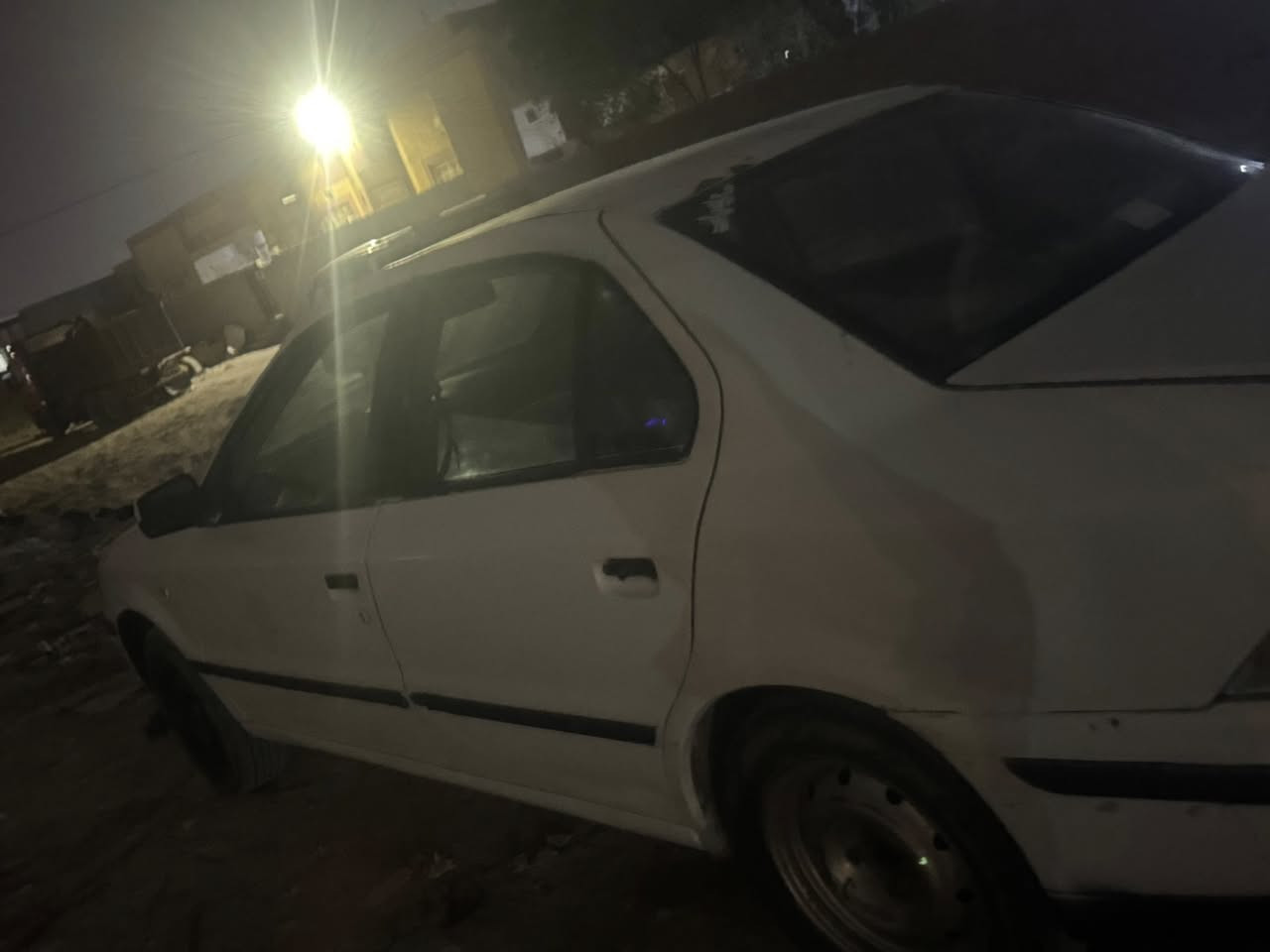 سمند موديل 10)كير ومكينه خير من الله +تخم تاير الشاصي نضيف مرتب البدي هم نضيف عنوان السياره بصره كوت ثويني *********** سعر 22وبيها مجال
