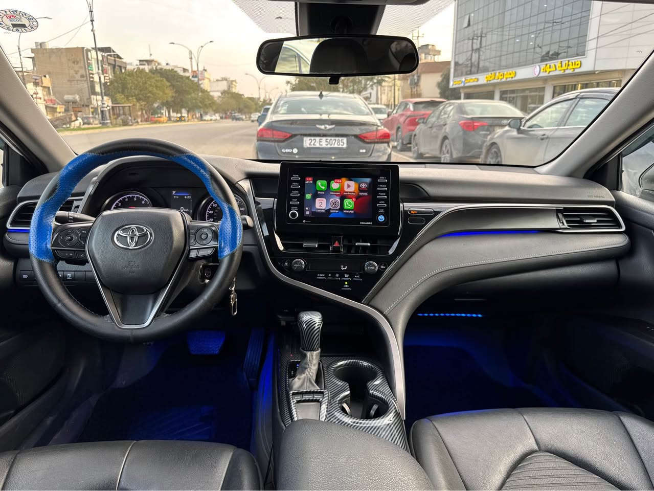 كامري موديل 2022 SE
حادث خفيف فقط جاملغ خلفي عكس السائق ايرباكات كله سليم ما طاك 
مواصفات رادار امامي و جانبي تحديد المسار و عدم خروج من الخطوط الشارع شاشه كبيره و كاربلي مع أناره محيطيه 
كير شفت على ستيرن وضعيات قياده ايكو نورمل سبورت 
تبريد لمس و تو زوون 
كشنات جلد و كهربائي 
للاتصال  *********** كركوك, العراق
