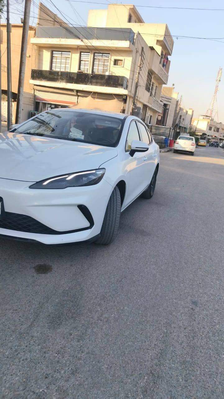 سلام عليكم بي وايدي مكفوله كفاله عامه من شخط ورصعه ماشيه سيل فايف موديل ٢٥ ماشيه كلي ٦٠٠٠ ع مكينه عبرت ٢٠٠٠ مكاني بغداد اليرموك ***********

