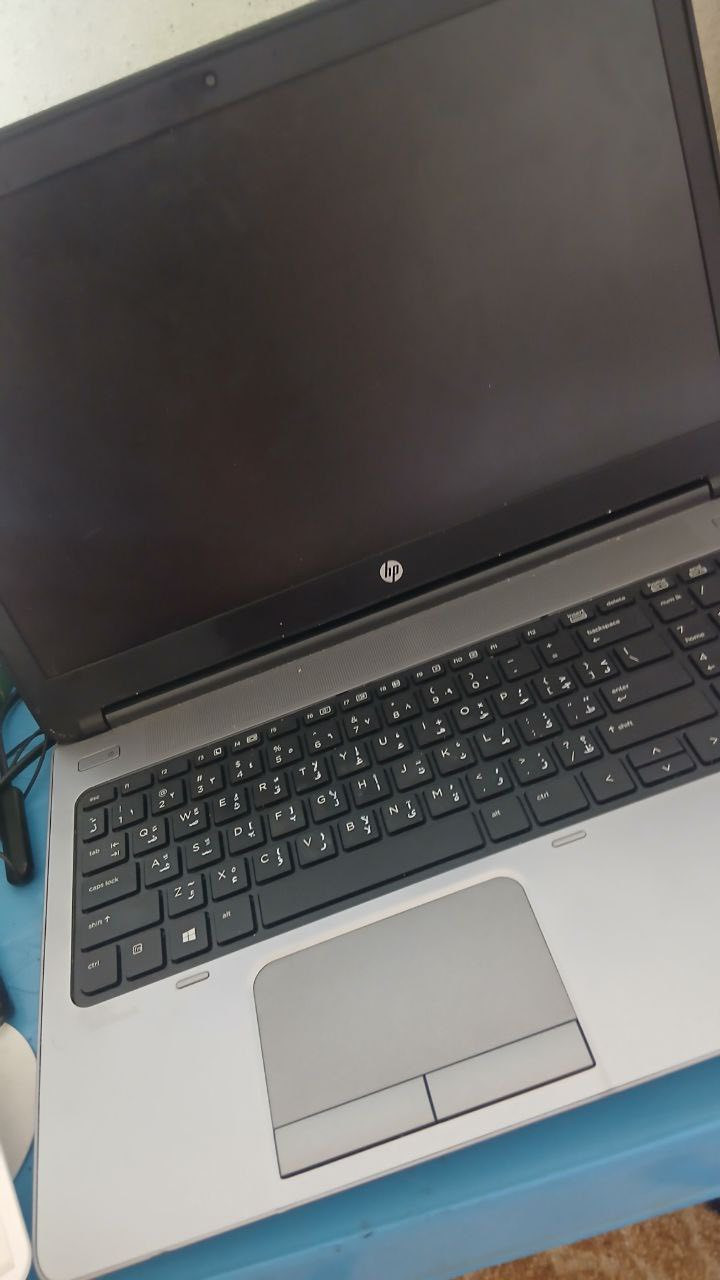 بسم الله الرحمن الرحيم
السلام عليكم ورحمة الله وبركاته  

💻 لابتوب HP للبيع  

المواصفات موضحة داخل الصورة.  
الجهاز مواصفاته عالية وحالته شبه جديدة.  

💰 السعر: 250 ألف دينار عراقي  
📉 السعر قابل للتفاوض البسيط  

📞 للتواصل:  
***********  
***********
