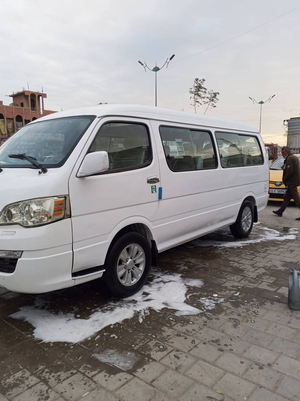 سلام عليكم جنبي اج وان موديل 14ستلام 18 للبيع حره رقم نكليزي مكينه وكير بلصندوك مكان سياره بغداد كفاله ما عده لبجم بي طخه يم لايت لسائق ومعمره رقم ***********
