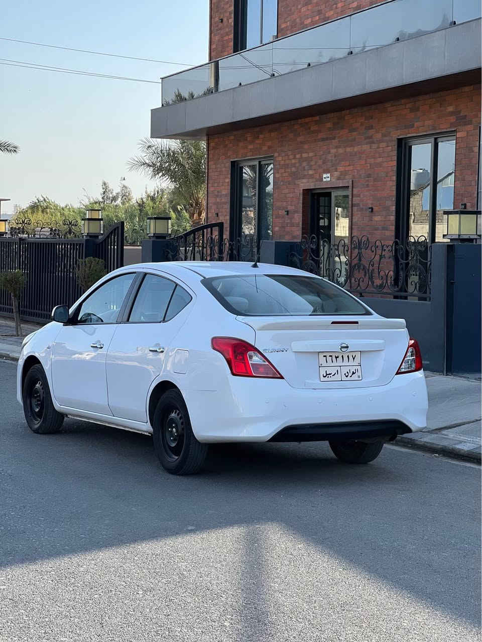 نيسان سني لاكشمي باي موديل 2021 يه ده نيكل سياره كه بي سبوخه تنها 4 شويني بجوكي بي دي ئاري هه يه سعري 107 مجاليكي زور كه م شوين هه ولير *********** أربيل, العراق
